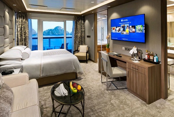 azamaraClub Spa suite bedroom