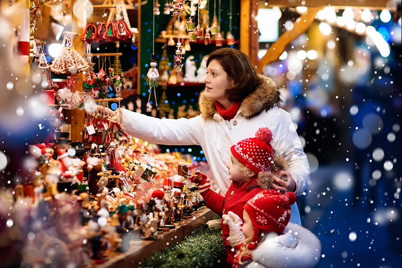 Christmas Market | Top 5 Christmas Holiday Ideas | Howard Travel