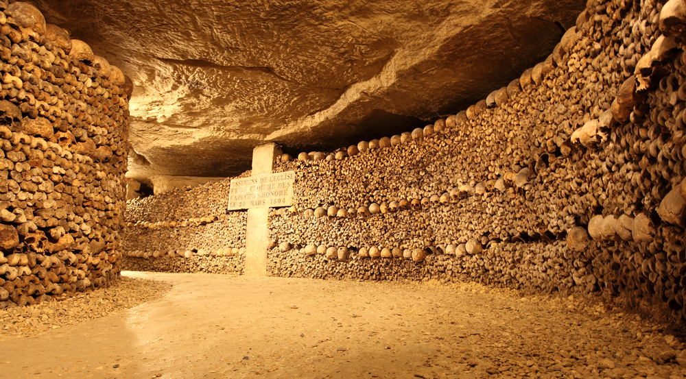 Paris_Catacombs.jpg